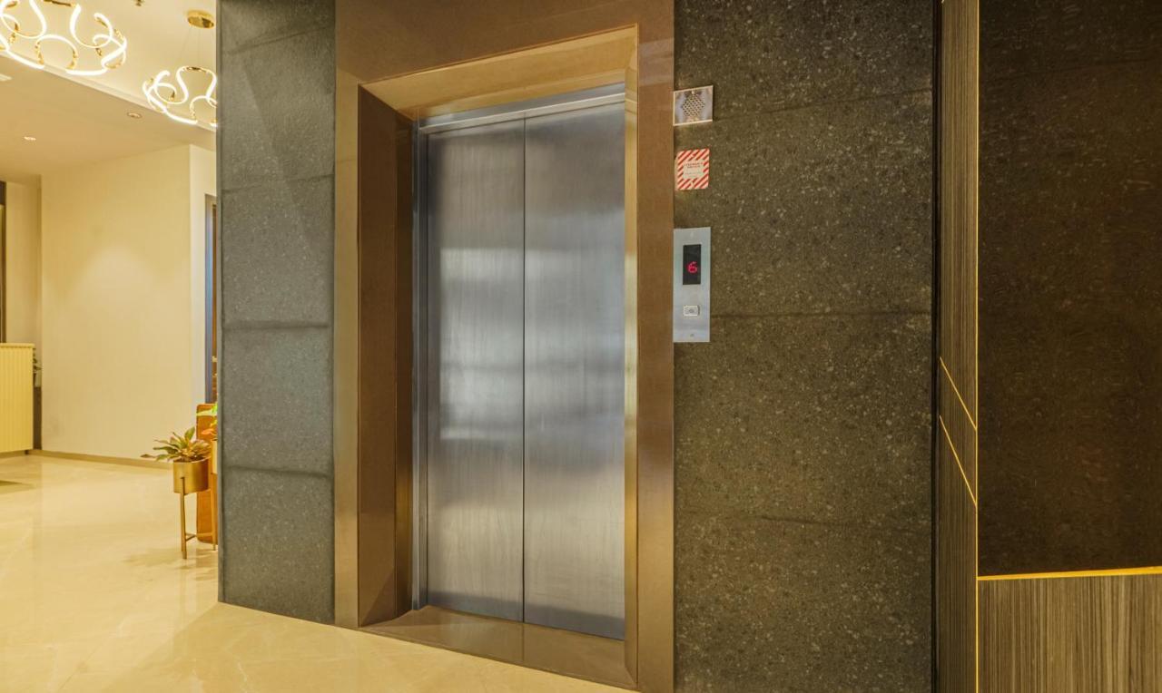 Treebo Premium Savera Inn Bombaim Exterior foto