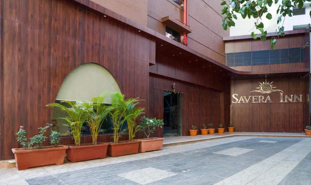 Treebo Premium Savera Inn Bombaim Exterior foto